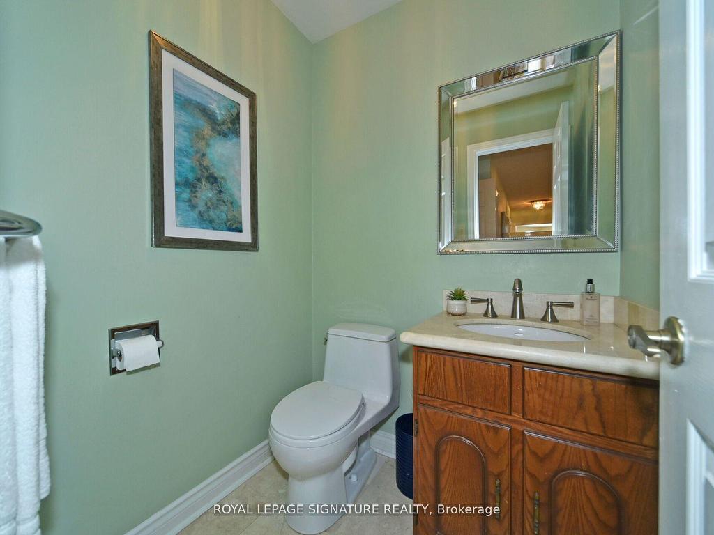 









65


Long Island

Crescent,
Markham,




ON
L3P 7M1

