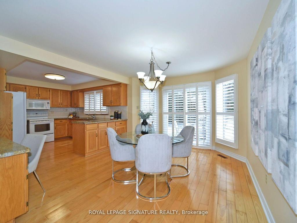 









65


Long Island

Crescent,
Markham,




ON
L3P 7M1

