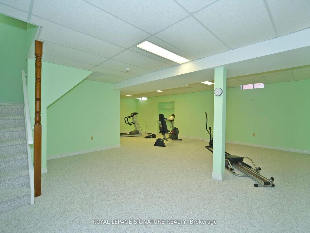 









65


Long Island

Crescent,
Markham,




ON
L3P 7M1

