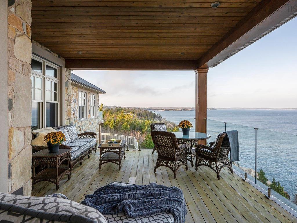 












388 Ketch Harbour Road

,
Halibut Bay,




NS
B3V 1P6

