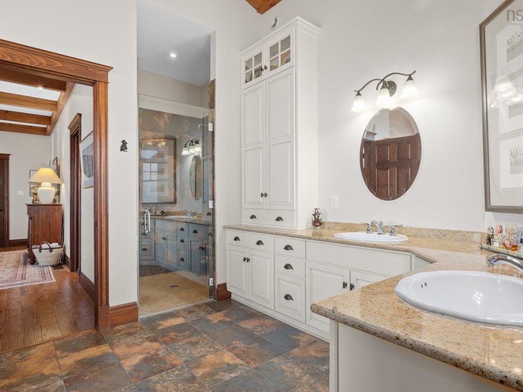 












388 Ketch Harbour Road

,
Halibut Bay,




NS
B3V 1P6

