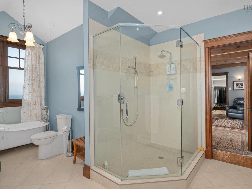 












388 Ketch Harbour Road

,
Halibut Bay,




NS
B3V 1P6


