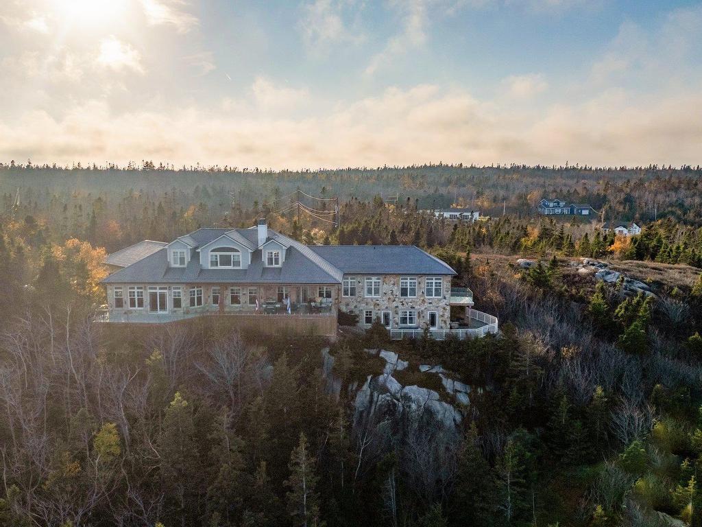 












388 Ketch Harbour Road

,
Halibut Bay,




NS
B3V 1P6

