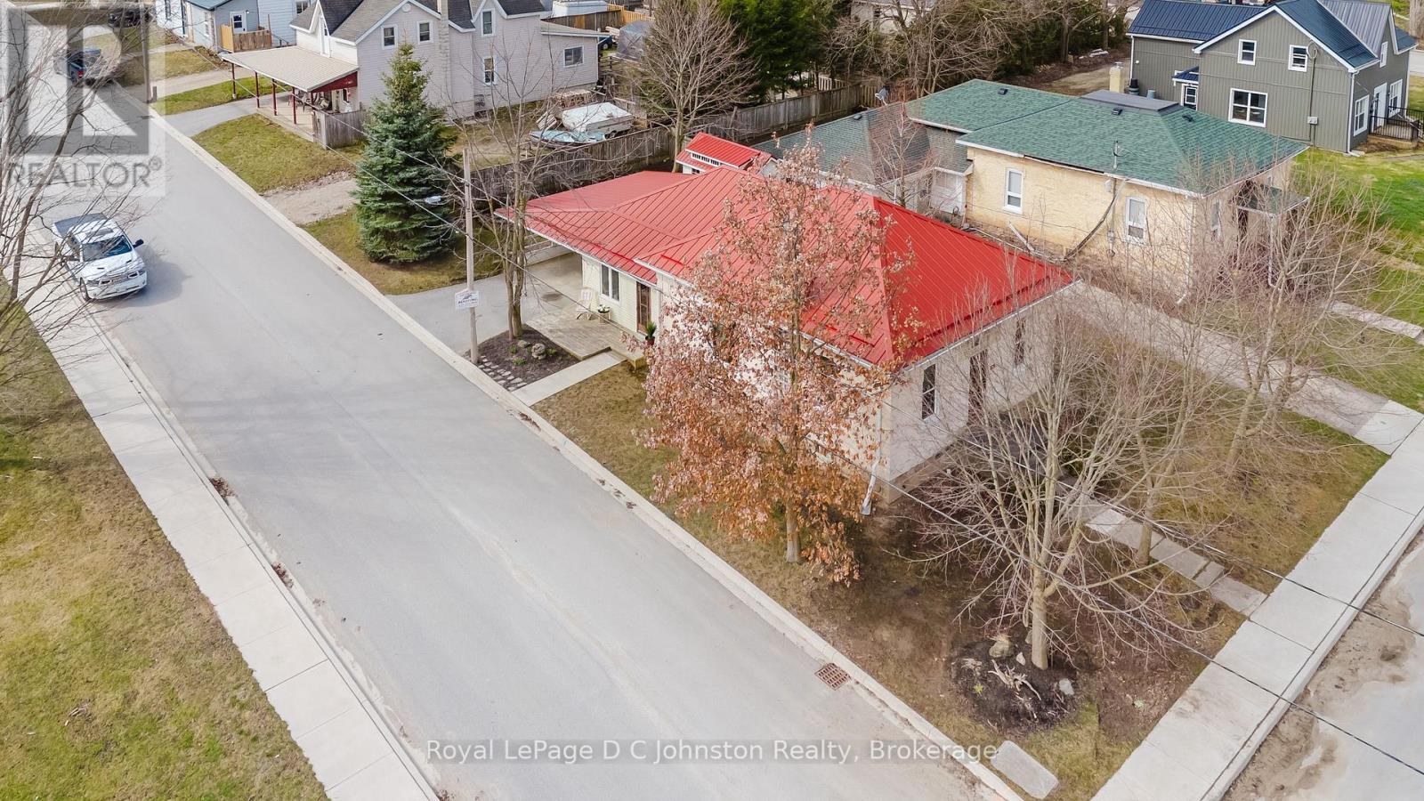 












SW - 83 3RD STREET

,
Arran-Elderslie,




Ontario
N0G1L0

