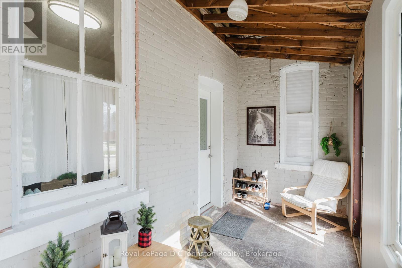 












SW - 83 3RD STREET

,
Arran-Elderslie,




Ontario
N0G1L0

