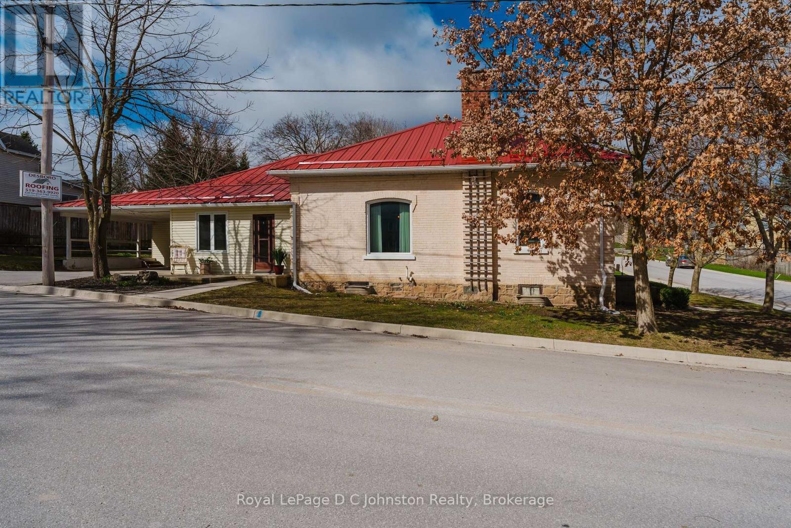 












SW - 83 3RD STREET

,
Arran-Elderslie,




Ontario
N0G1L0

