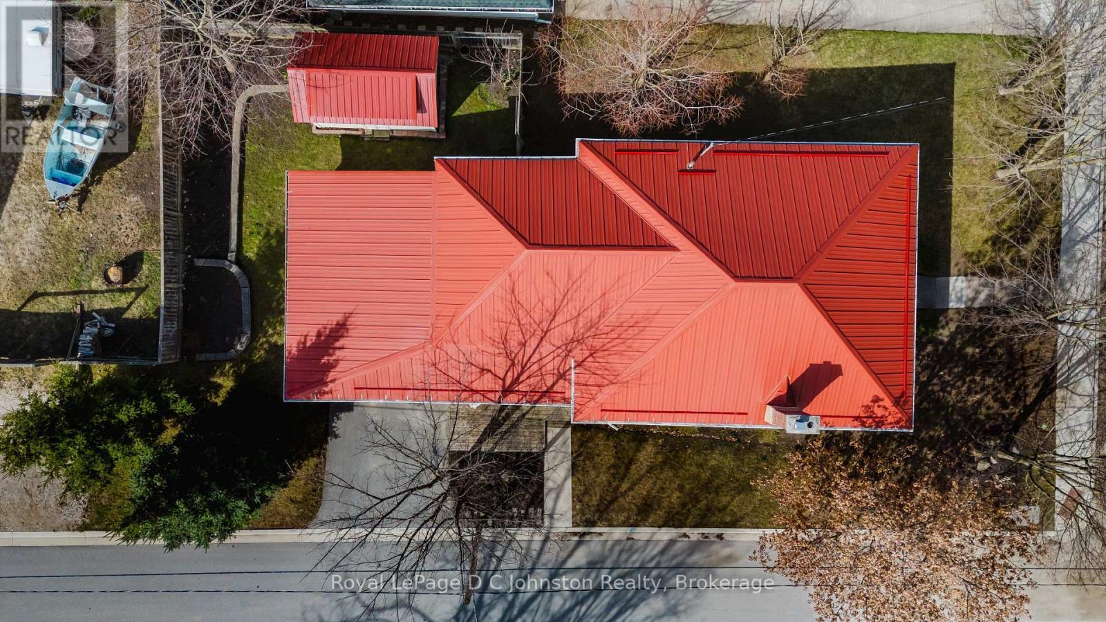 












SW - 83 3RD STREET

,
Arran-Elderslie,




Ontario
N0G1L0

