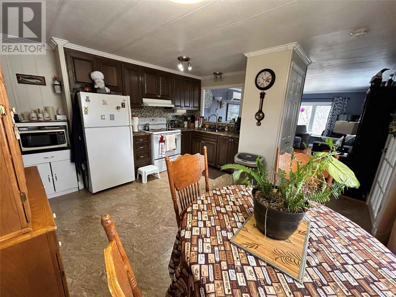 












21 Main Road

,
Cape Ray,




Newfoundland & Labrador
A0N1C0

