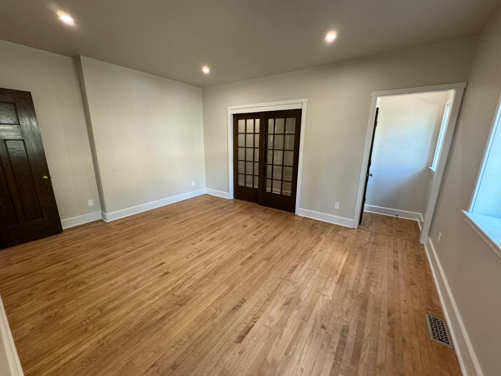 









321


4TH

Avenue, B,
Fernie,




BC
V0B 1M0

