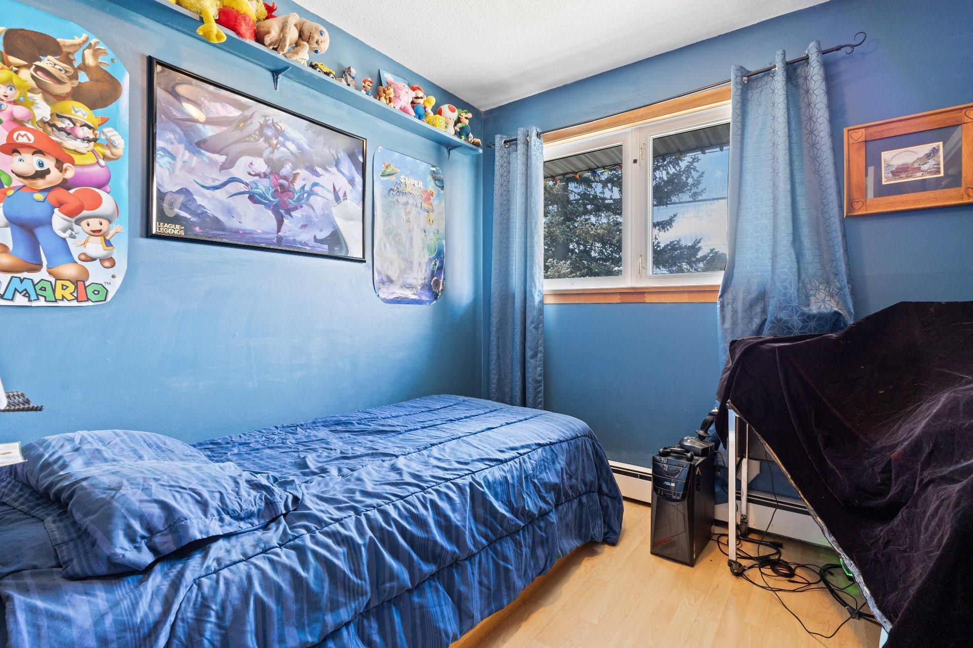 









1360


Boul. Maloney E.

,
Gatineau (Gatineau),




QC
J8P1J3


