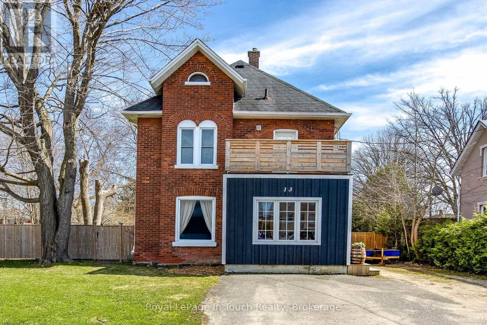 












13 STONE STREET

,
Springwater (Elmvale),




Ontario
L0L1P0

