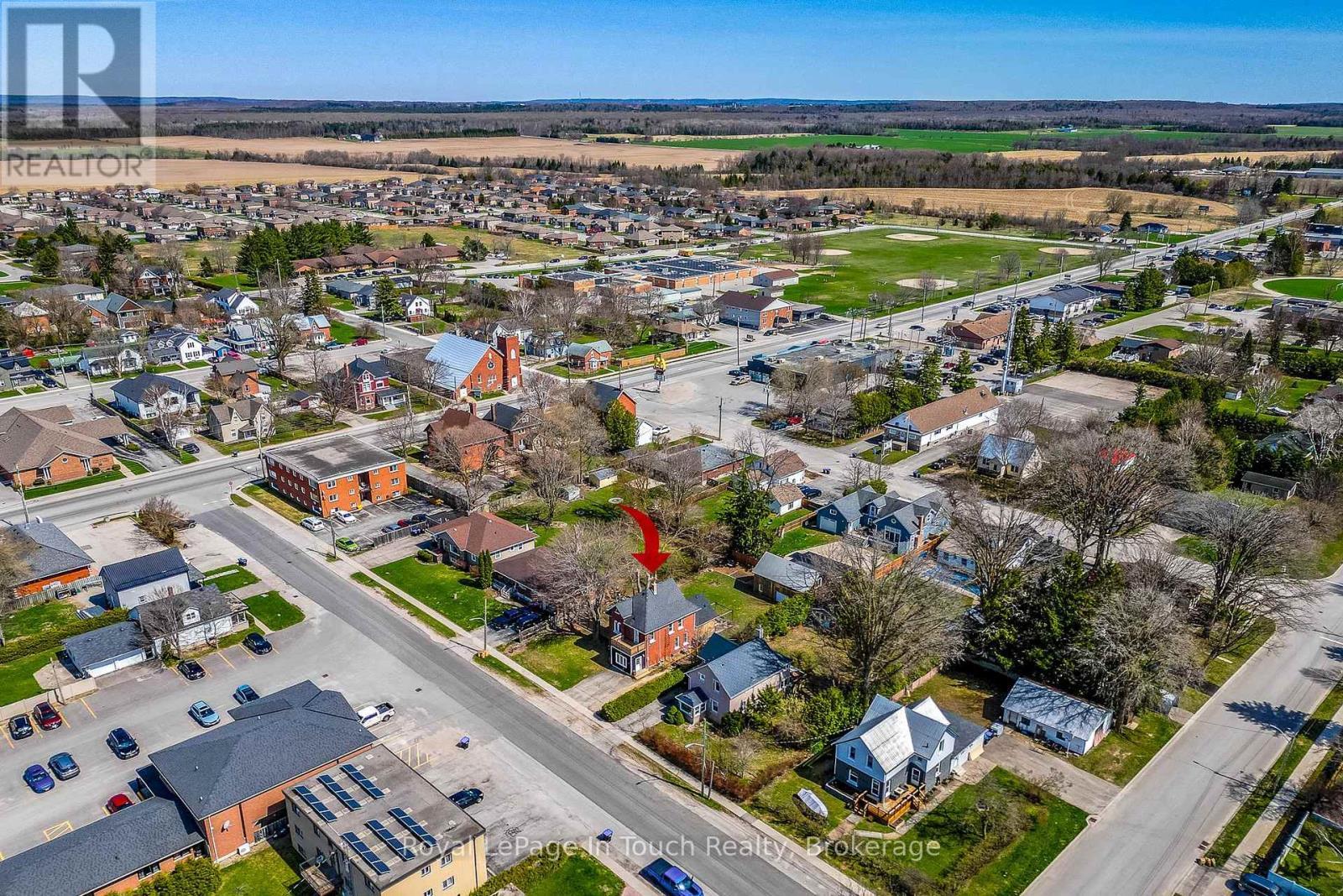 












13 STONE STREET

,
Springwater (Elmvale),




Ontario
L0L1P0

