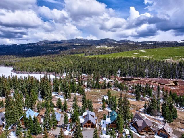 









4810


PINE RIDGE

Way,
Logan Lake,




BC
V0K 1W0

