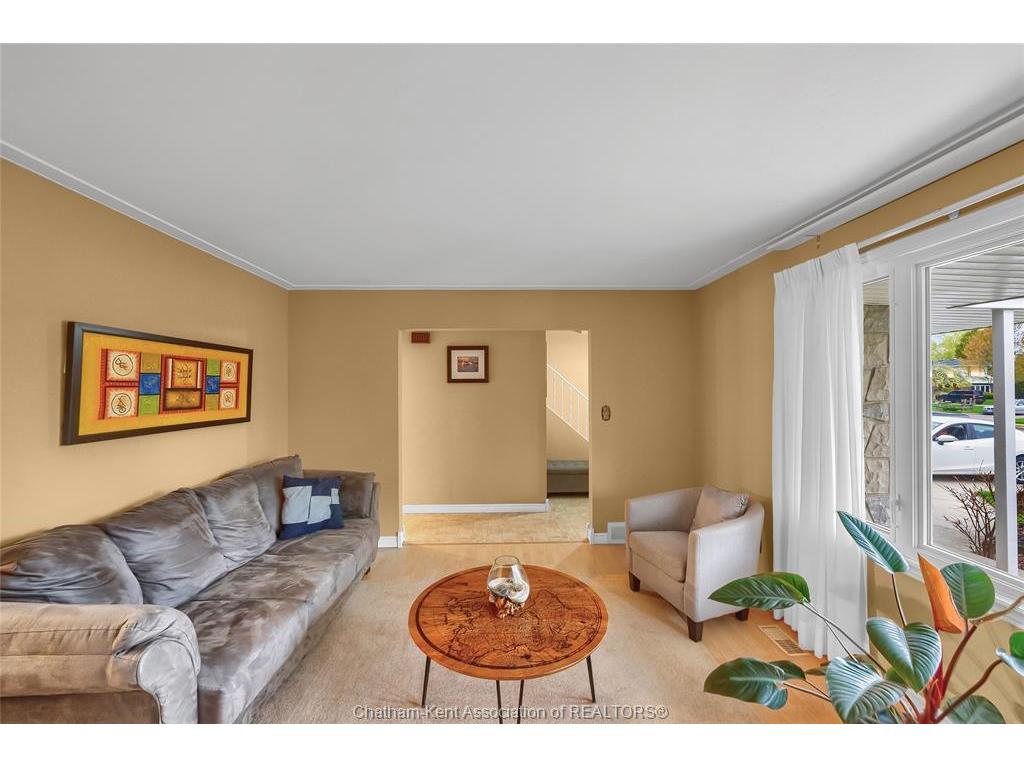 









33


Sylvester

Drive,
Chatham,




ON
N7M 2B7

