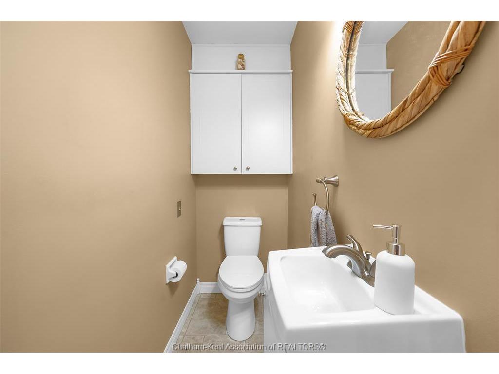 









33


Sylvester

Drive,
Chatham,




ON
N7M 2B7

