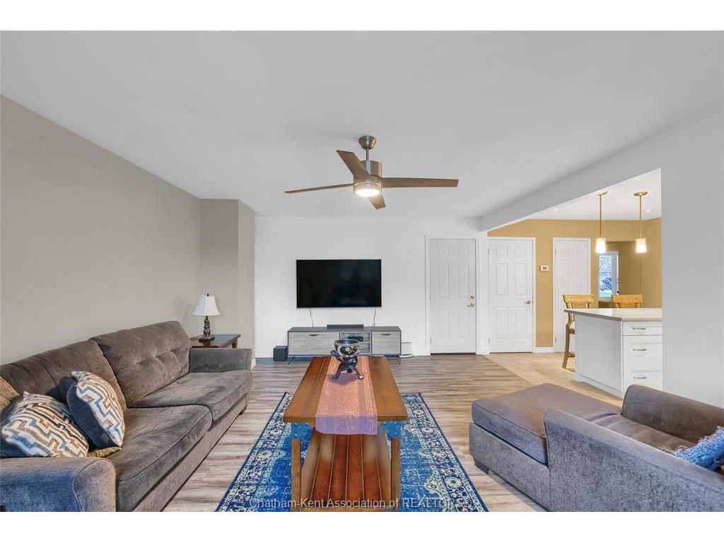 









33


Sylvester

Drive,
Chatham,




ON
N7M 2B7

