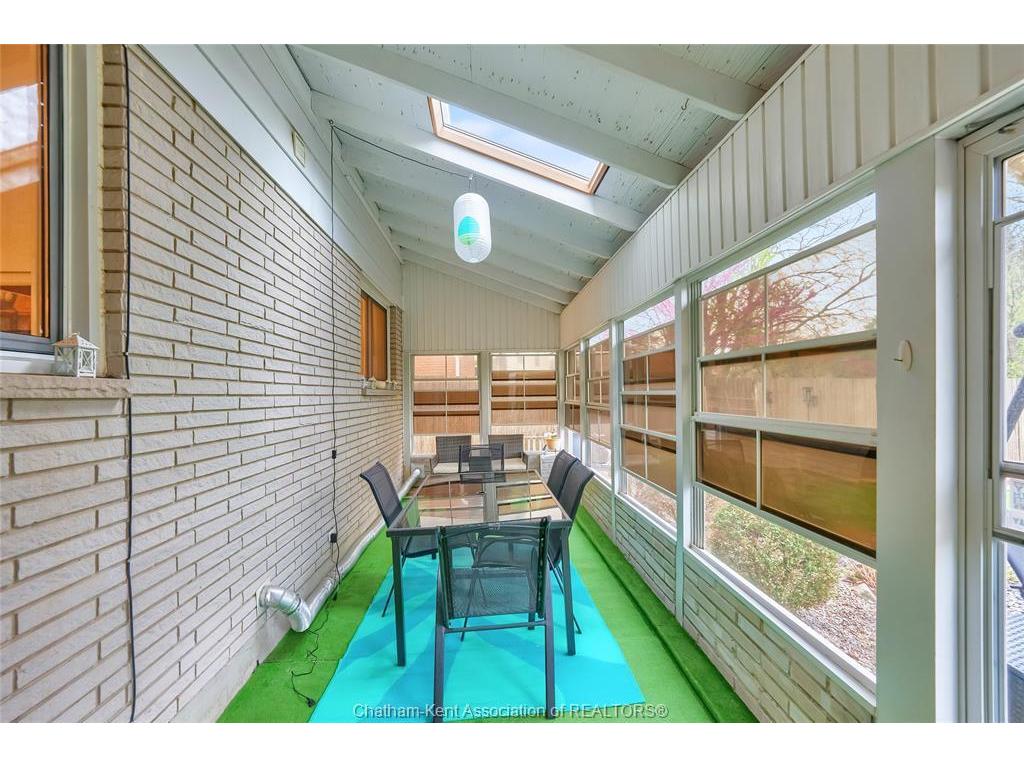 









33


Sylvester

Drive,
Chatham,




ON
N7M 2B7

