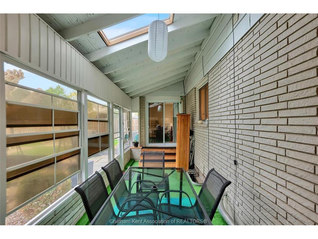 









33


Sylvester

Drive,
Chatham,




ON
N7M 2B7

