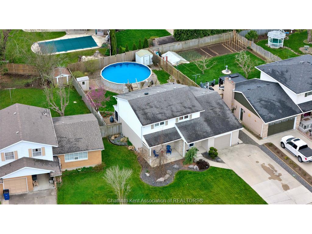 









33


Sylvester

Drive,
Chatham,




ON
N7M 2B7

