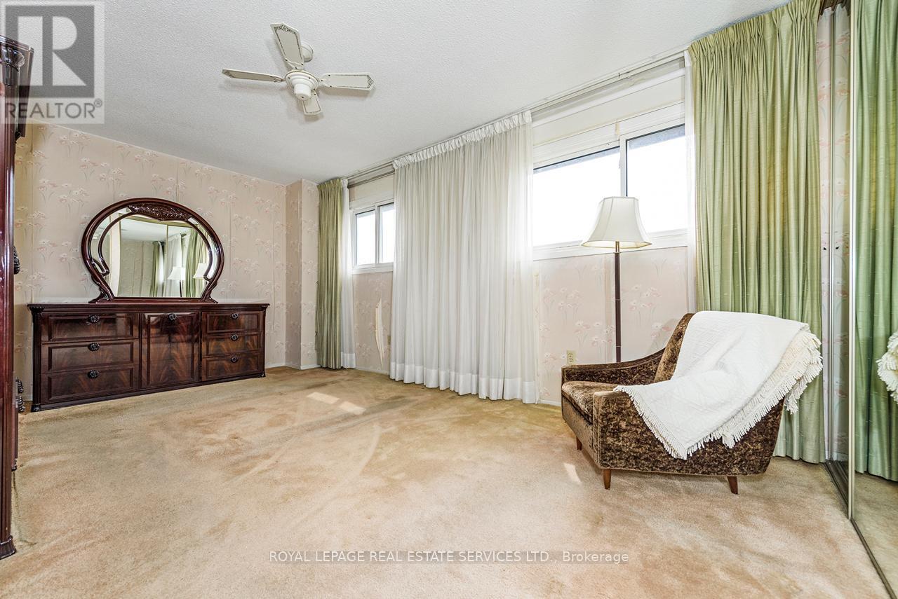 












43 - 57 MAPLE BRANCH PATH

,
Toronto,




Ontario
M9P3T4

