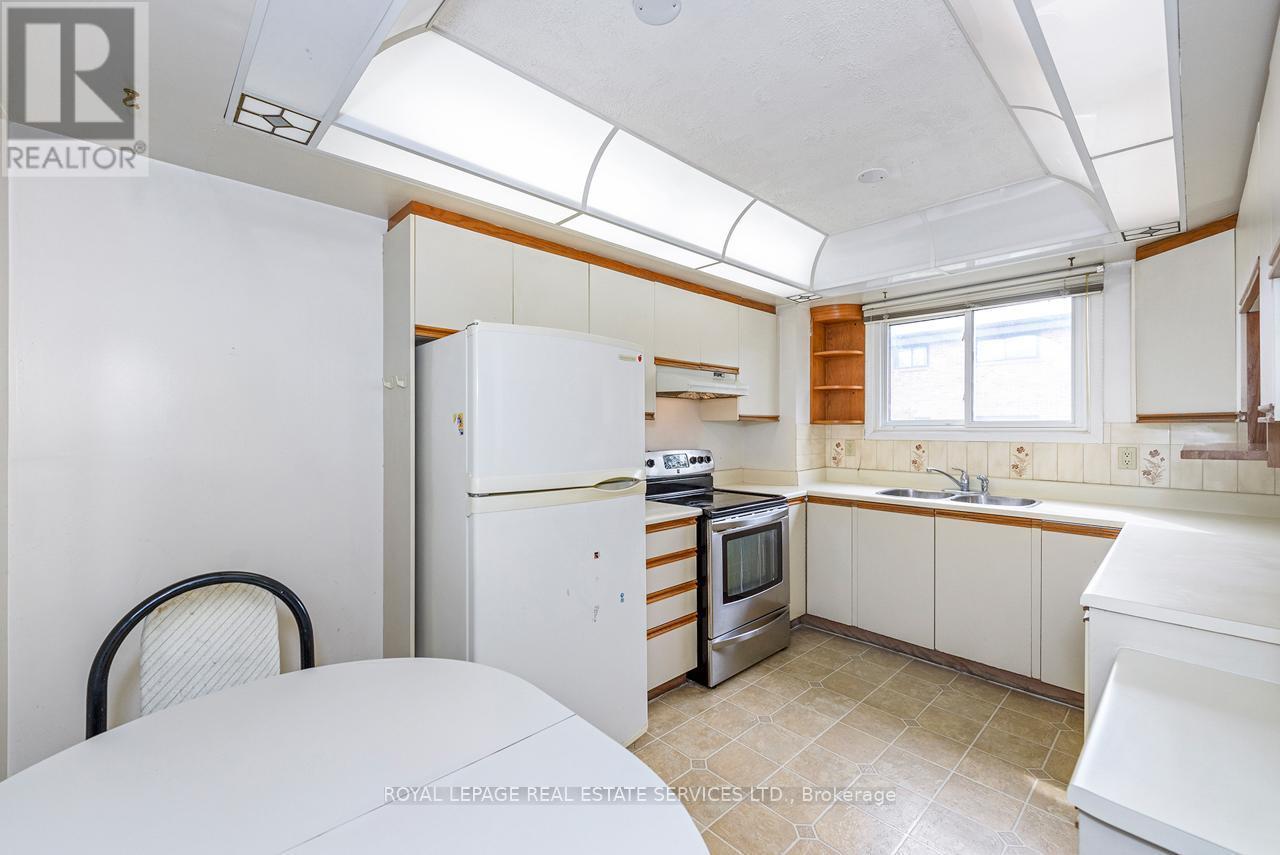












43 - 57 MAPLE BRANCH PATH

,
Toronto,




Ontario
M9P3T4

