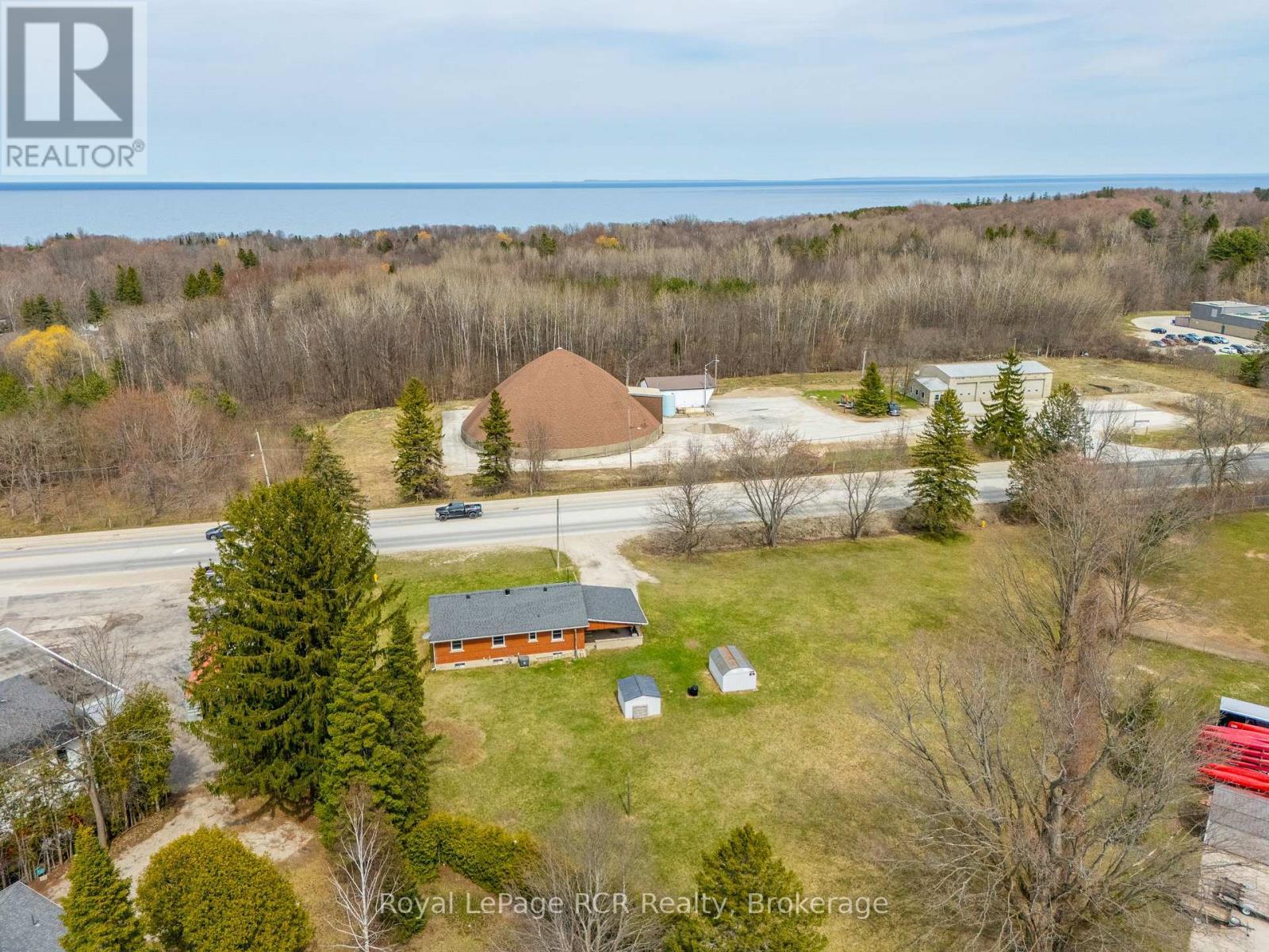 












456 SYKES STREET S

,
Meaford,




Ontario
N4L1C6

