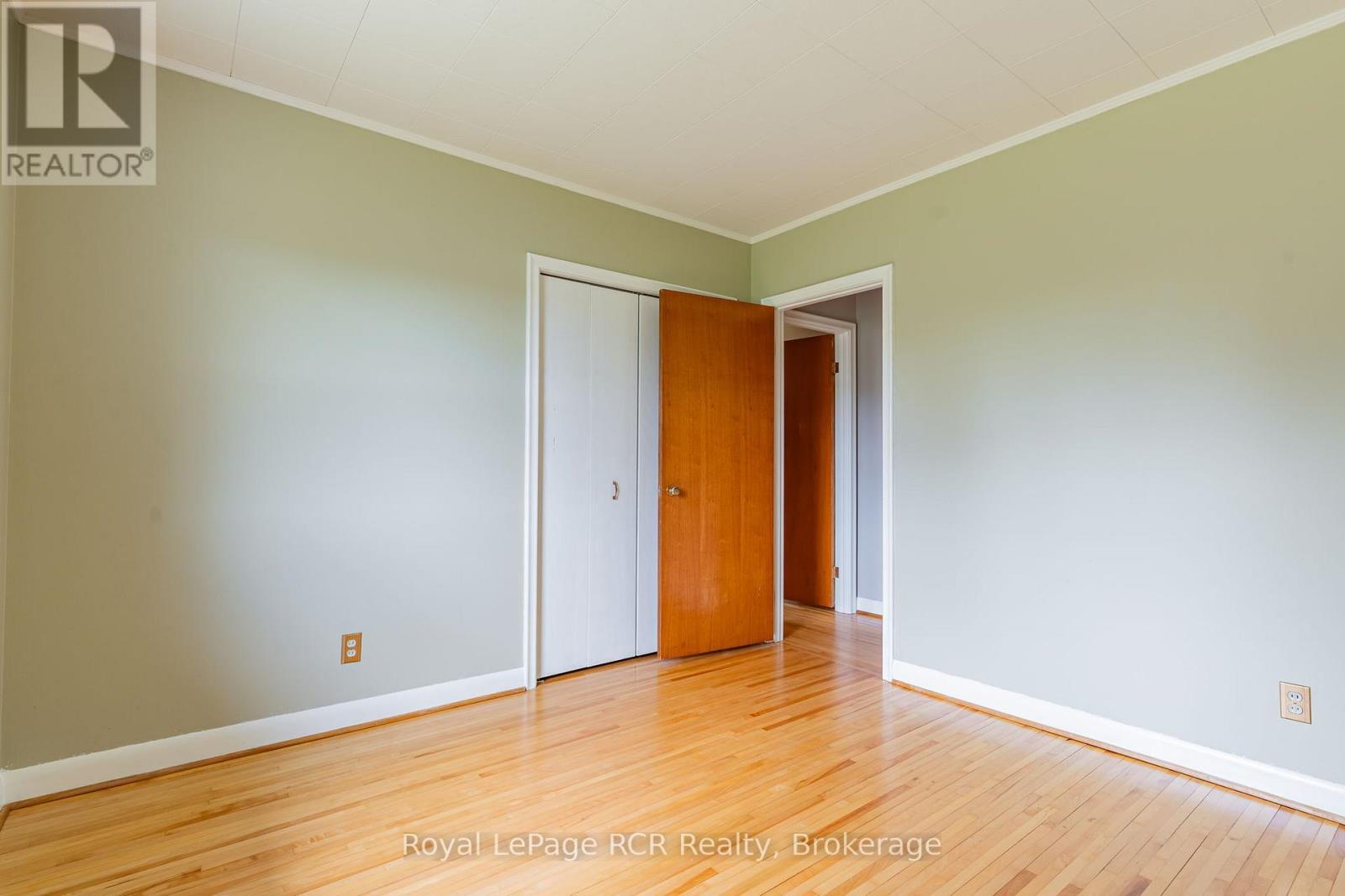 












456 SYKES STREET S

,
Meaford,




Ontario
N4L1C6

