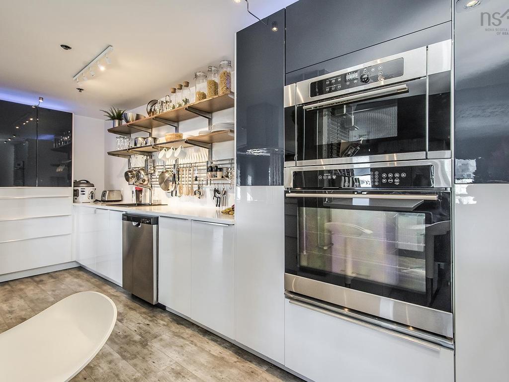 












1504 1465 Brenton Street

,
Halifax,




NS
B3J 3T3

