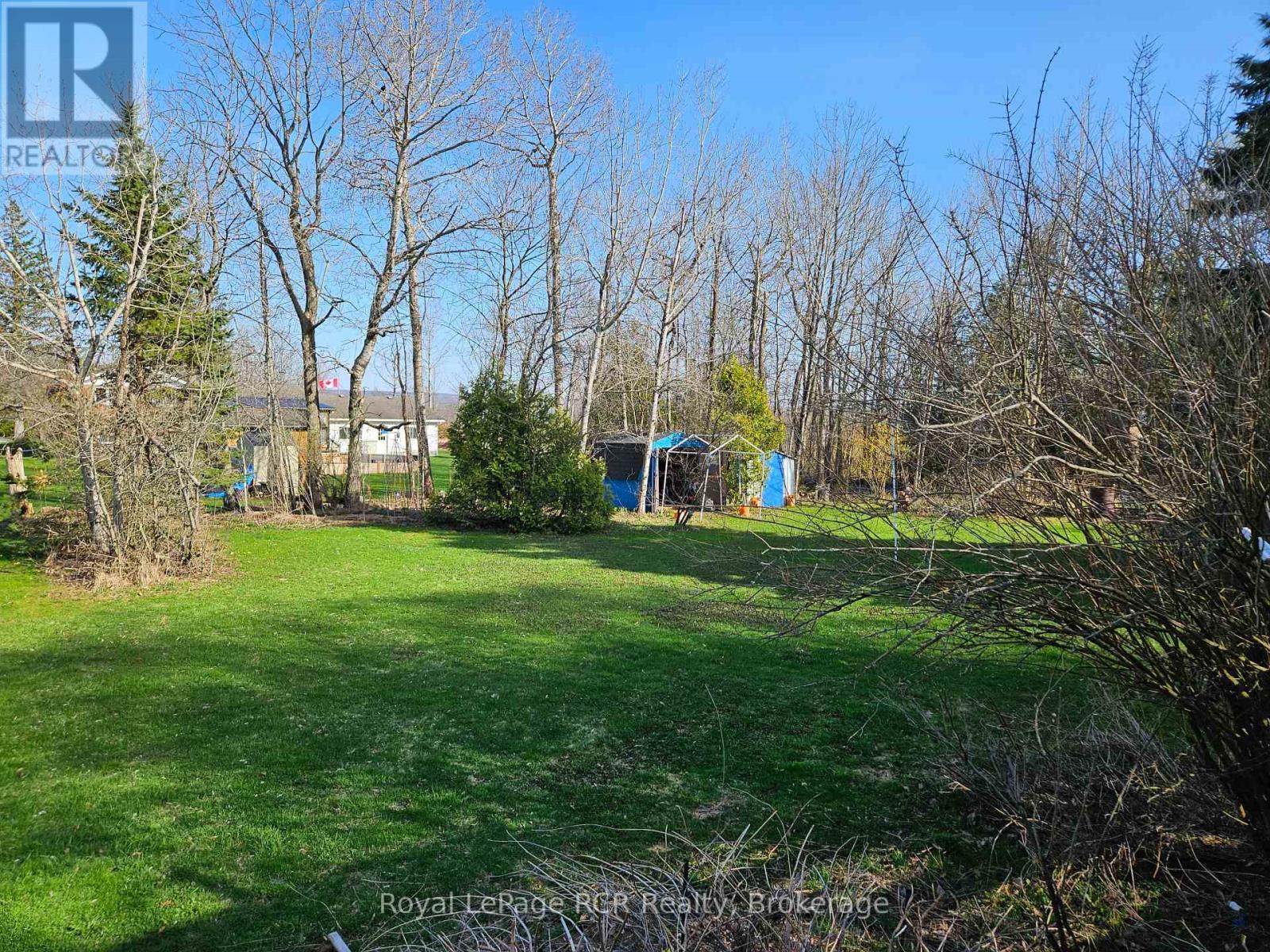 












127 KIRK STREET

,
Georgian Bluffs,




Ontario
N4K0G2

