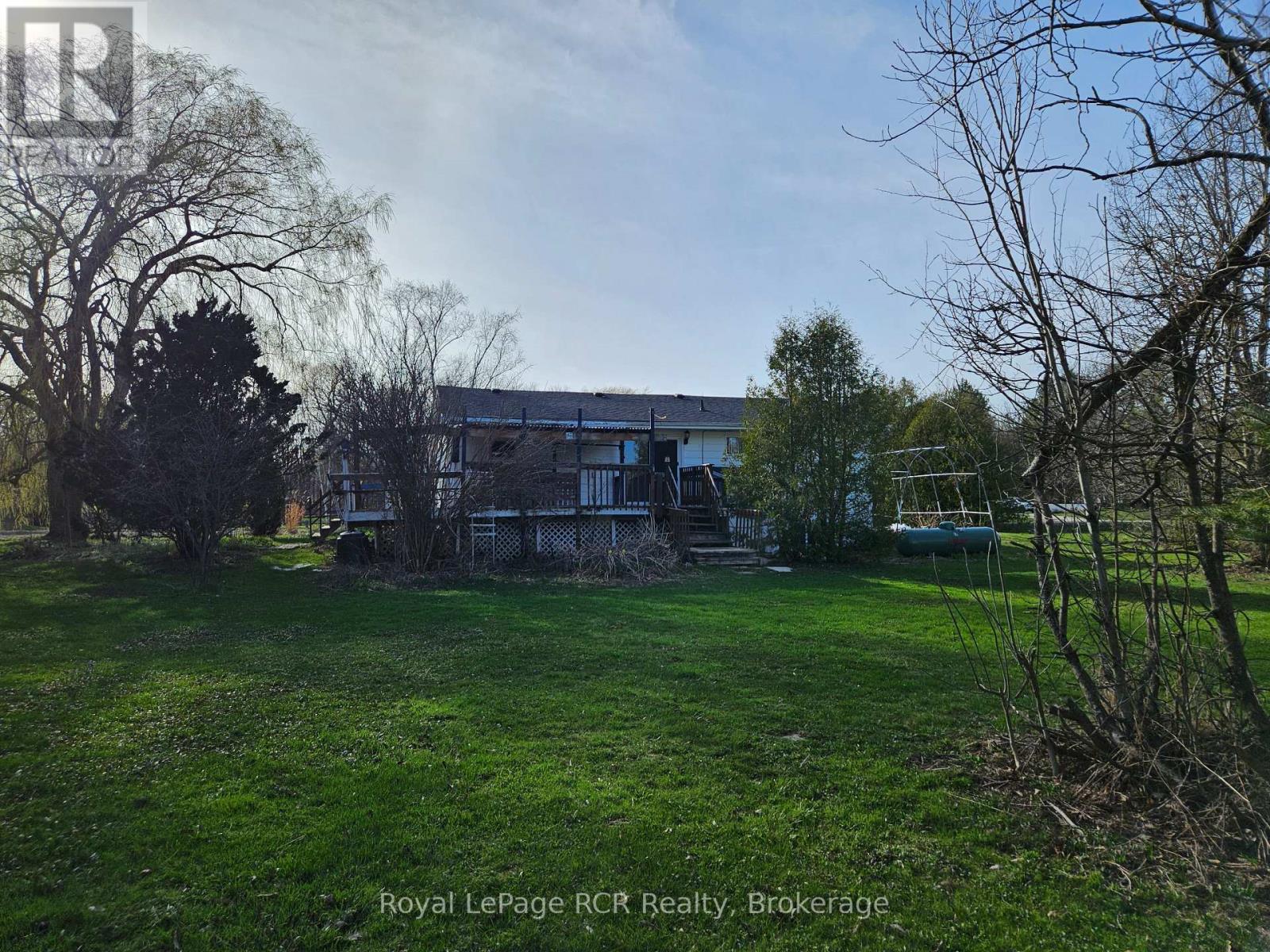 












127 KIRK STREET

,
Georgian Bluffs,




Ontario
N4K0G2

