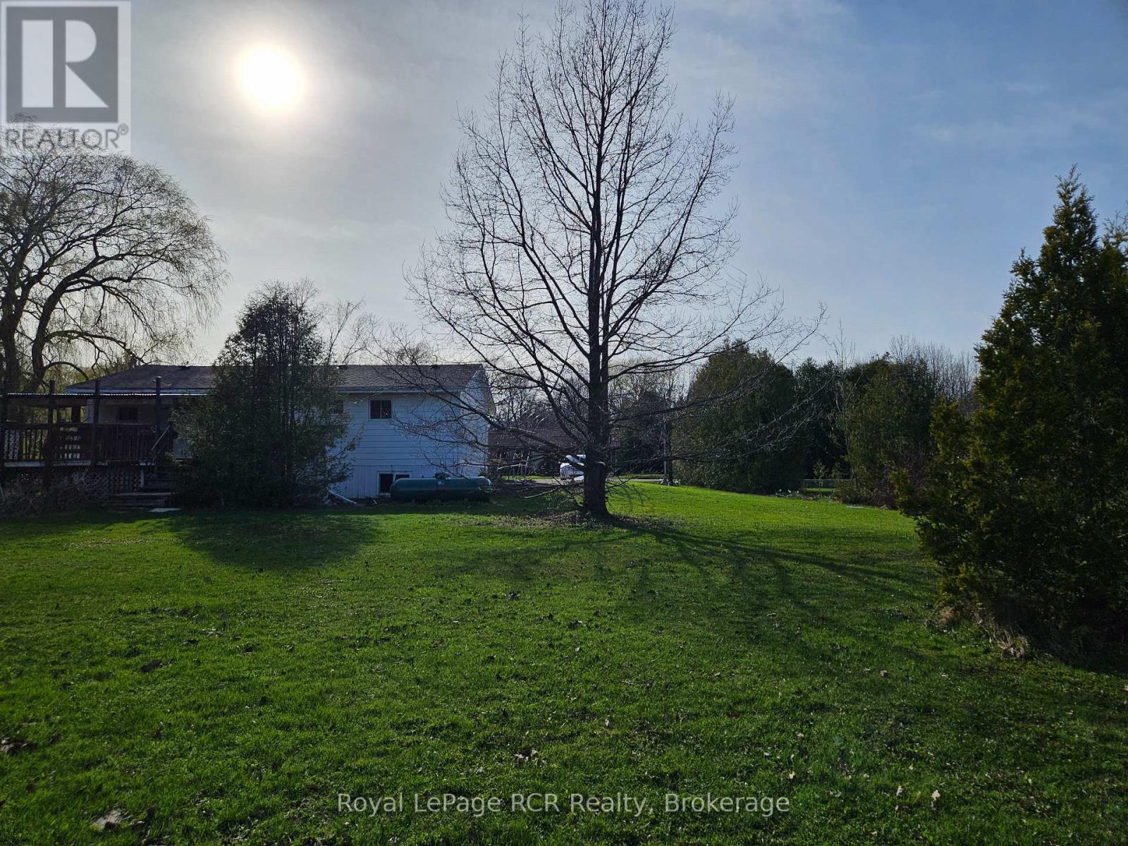 












127 KIRK STREET

,
Georgian Bluffs,




Ontario
N4K0G2

