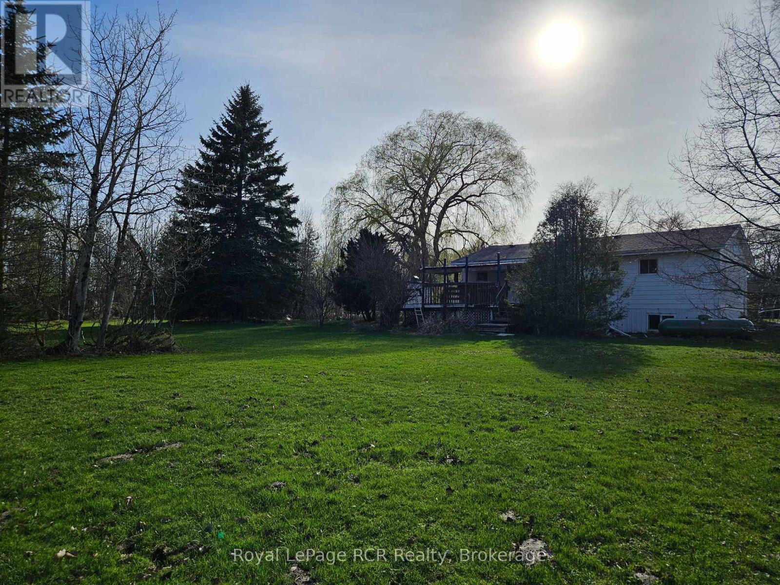 












127 KIRK STREET

,
Georgian Bluffs,




Ontario
N4K0G2

