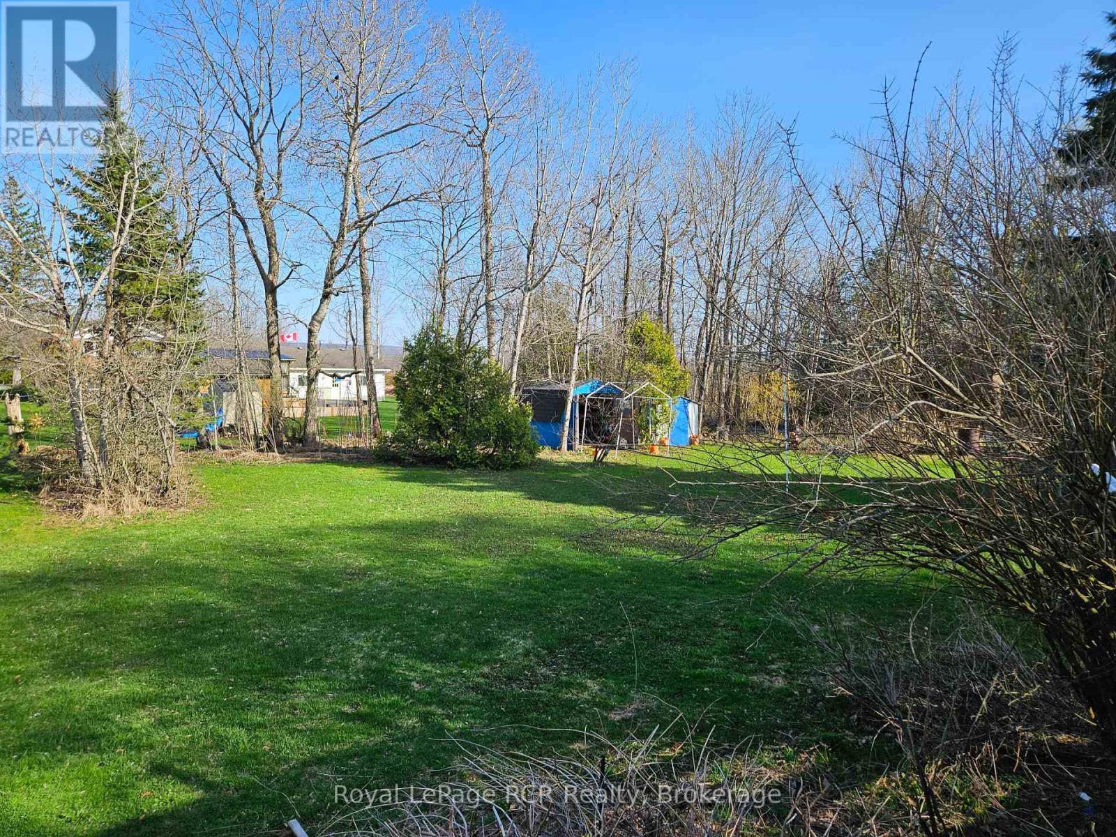 












127 KIRK STREET

,
Georgian Bluffs,




Ontario
N4K0G2


