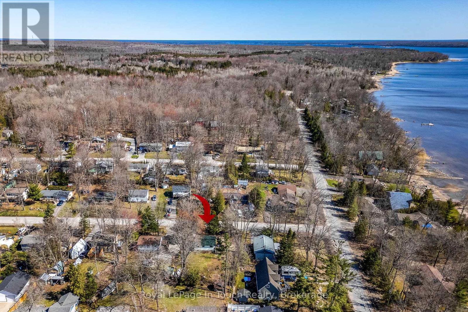 












7 DUNDEE DRIVE

,
Tiny,




Ontario
L9M0B3

