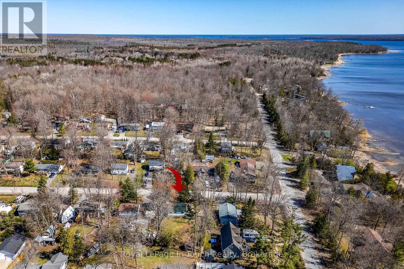 












7 DUNDEE DRIVE

,
Tiny,




Ontario
L9M0B3

