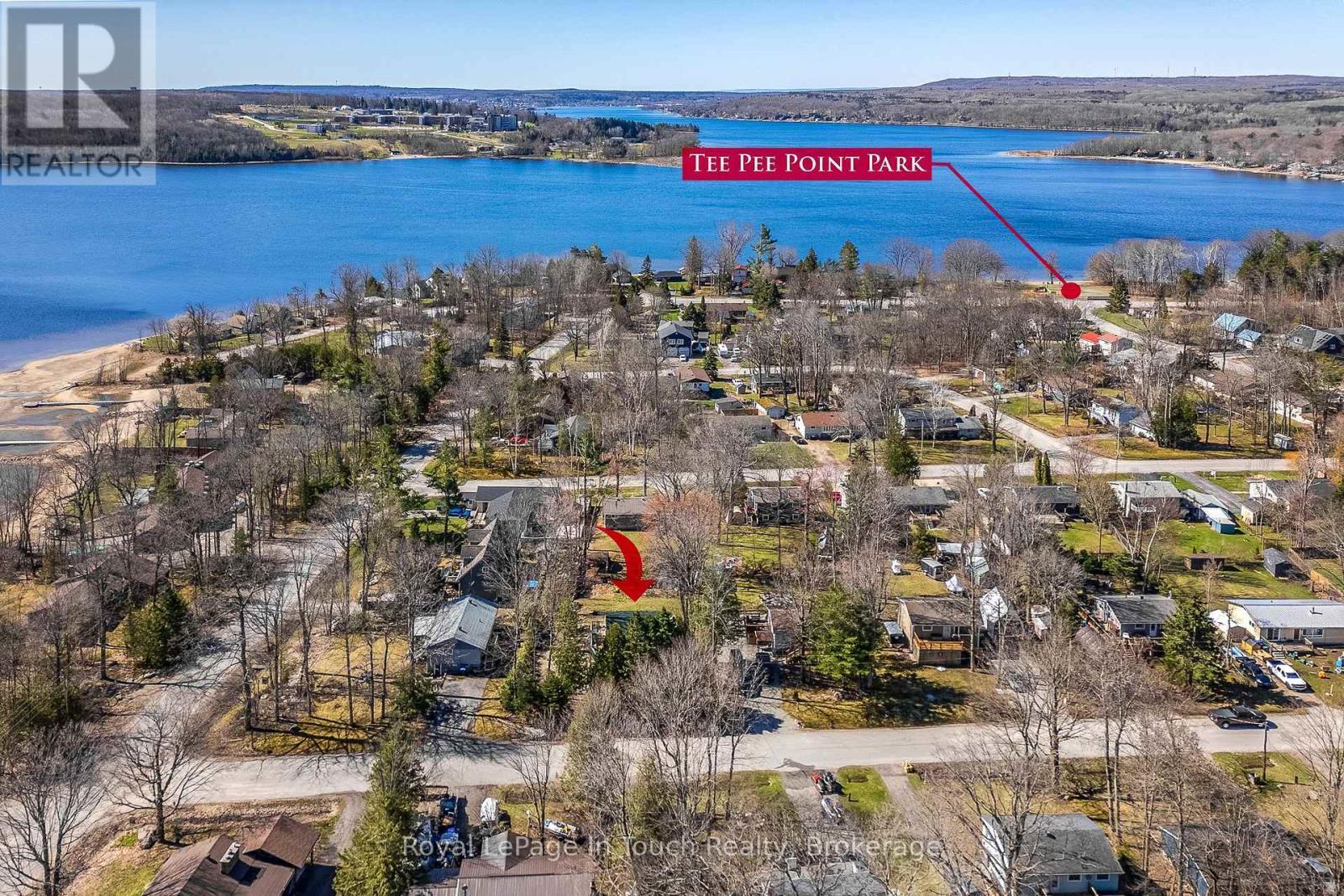 












7 DUNDEE DRIVE

,
Tiny,




Ontario
L9M0B3

