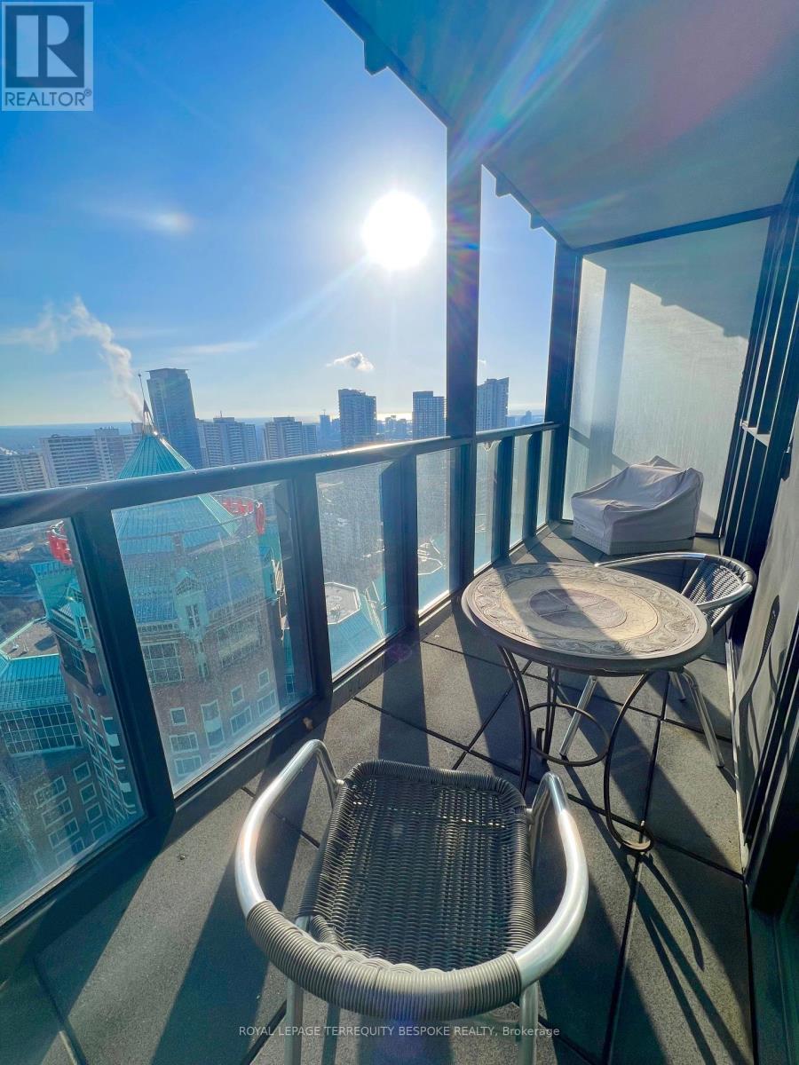 












3210 - 110 CHARLES STREET E

,
Toronto,




Ontario
M4Y1T5

