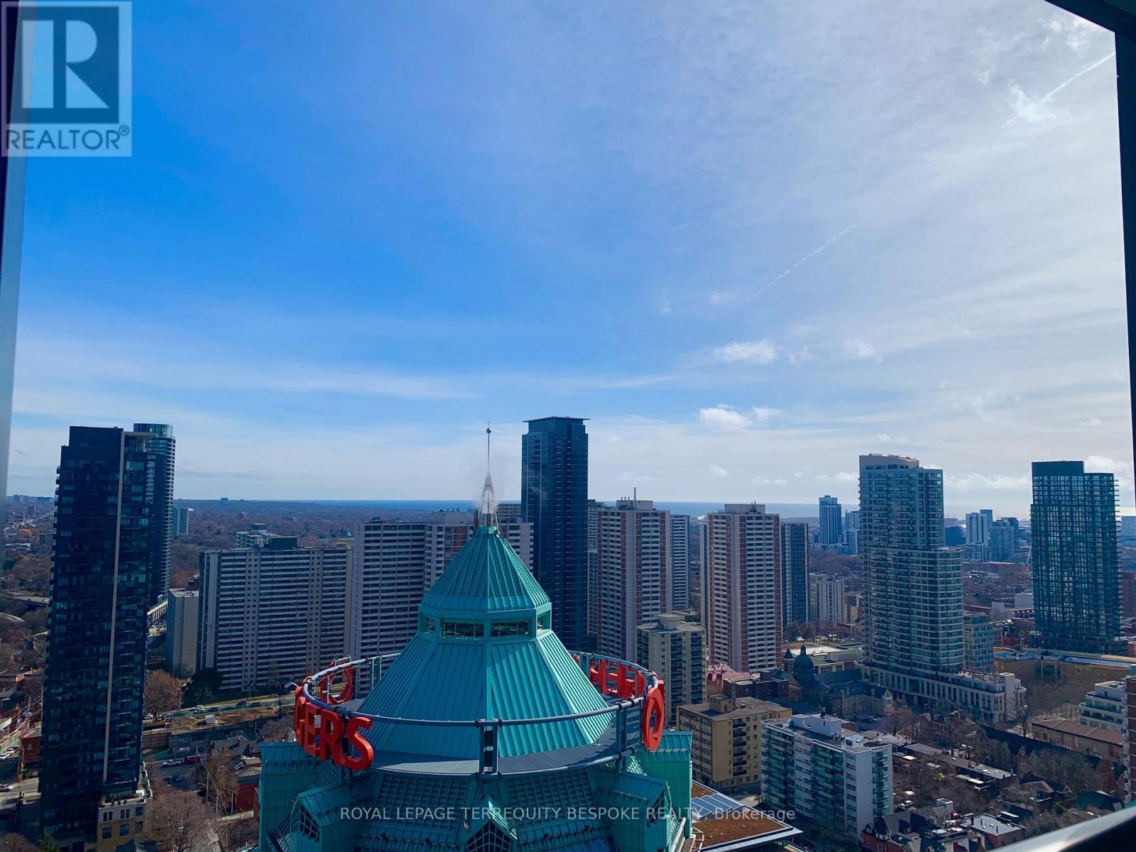 












3210 - 110 CHARLES STREET E

,
Toronto,




Ontario
M4Y1T5

