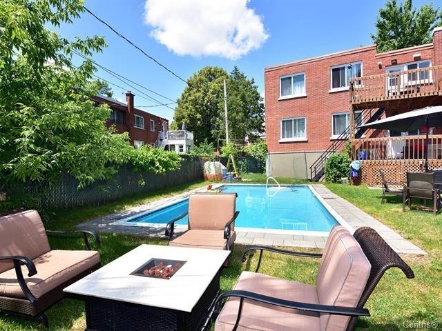 









1210

 - 1214


Rue Milton

,
Laval (Chomedey),




QC
H7W1W2

