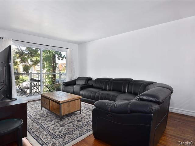 









1210

 - 1214


Rue Milton

,
Laval (Chomedey),




QC
H7W1W2


