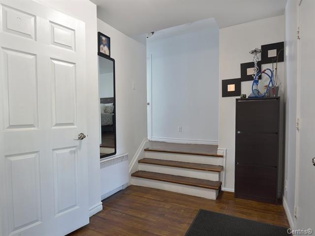 









1210

 - 1214


Rue Milton

,
Laval (Chomedey),




QC
H7W1W2

