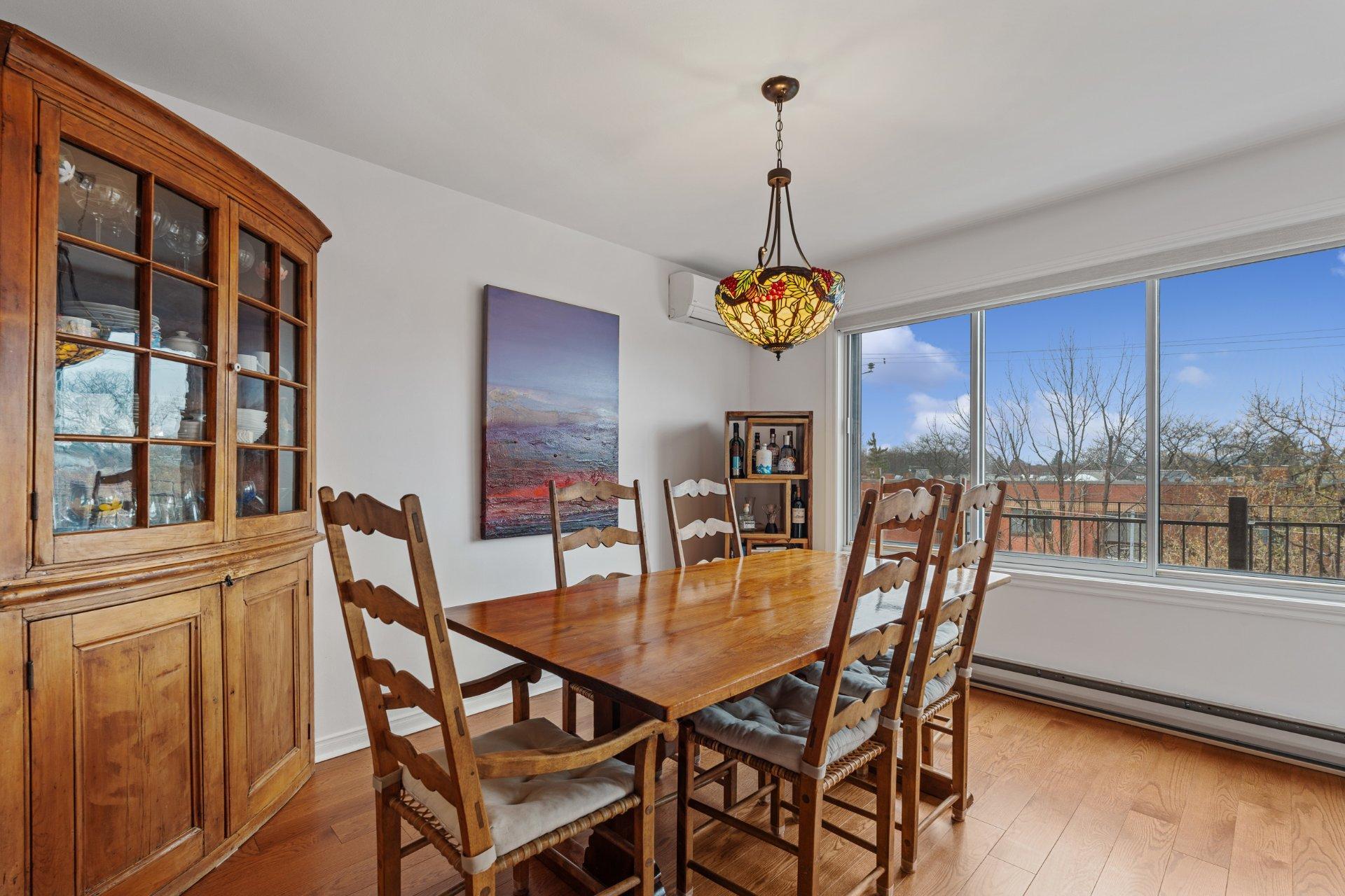 









4220


Rue De Chambly

, 302,
Montréal (Rosemont/La Petite-Patrie),




QC
H1X3J7

