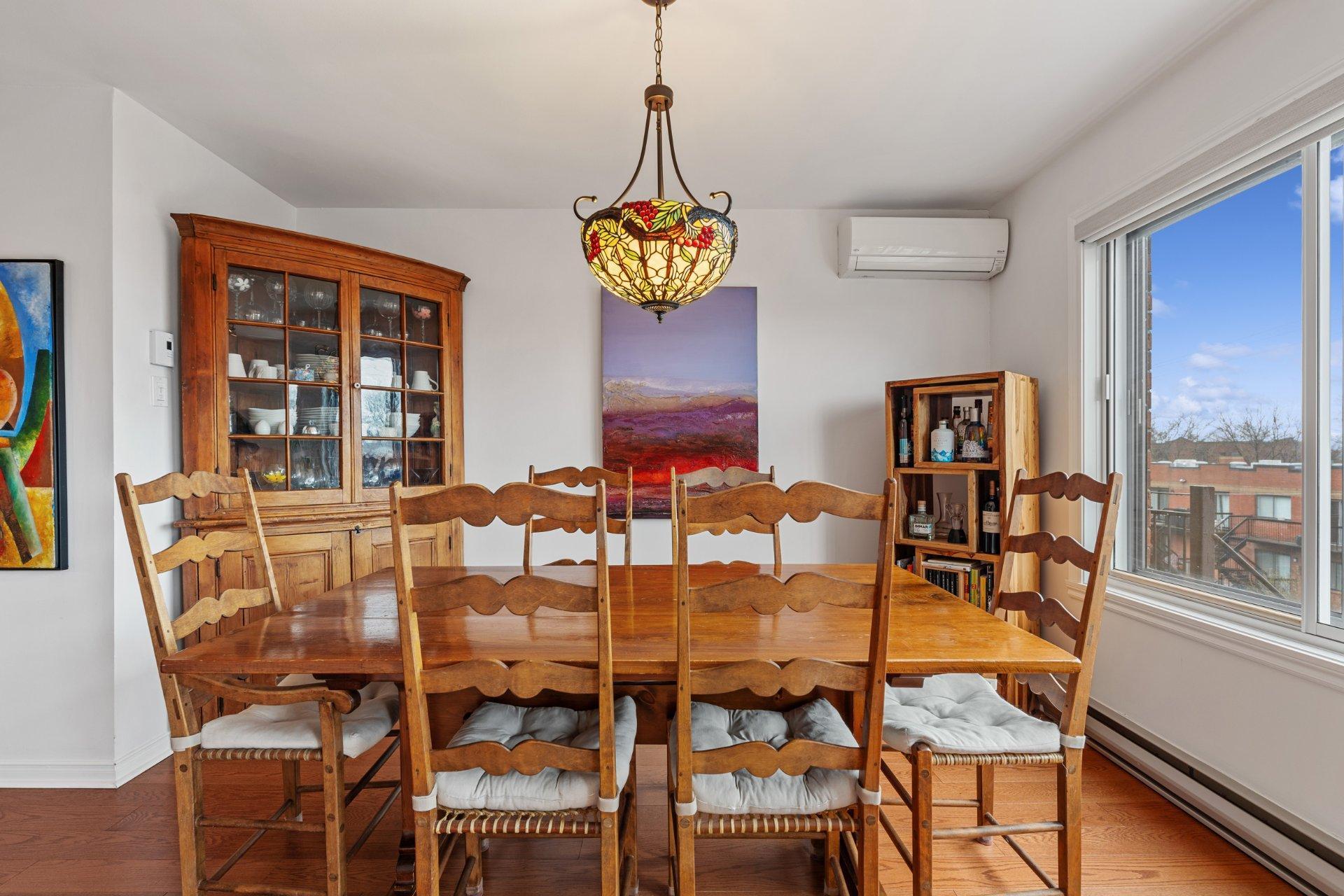 









4220


Rue De Chambly

, 302,
Montréal (Rosemont/La Petite-Patrie),




QC
H1X3J7

