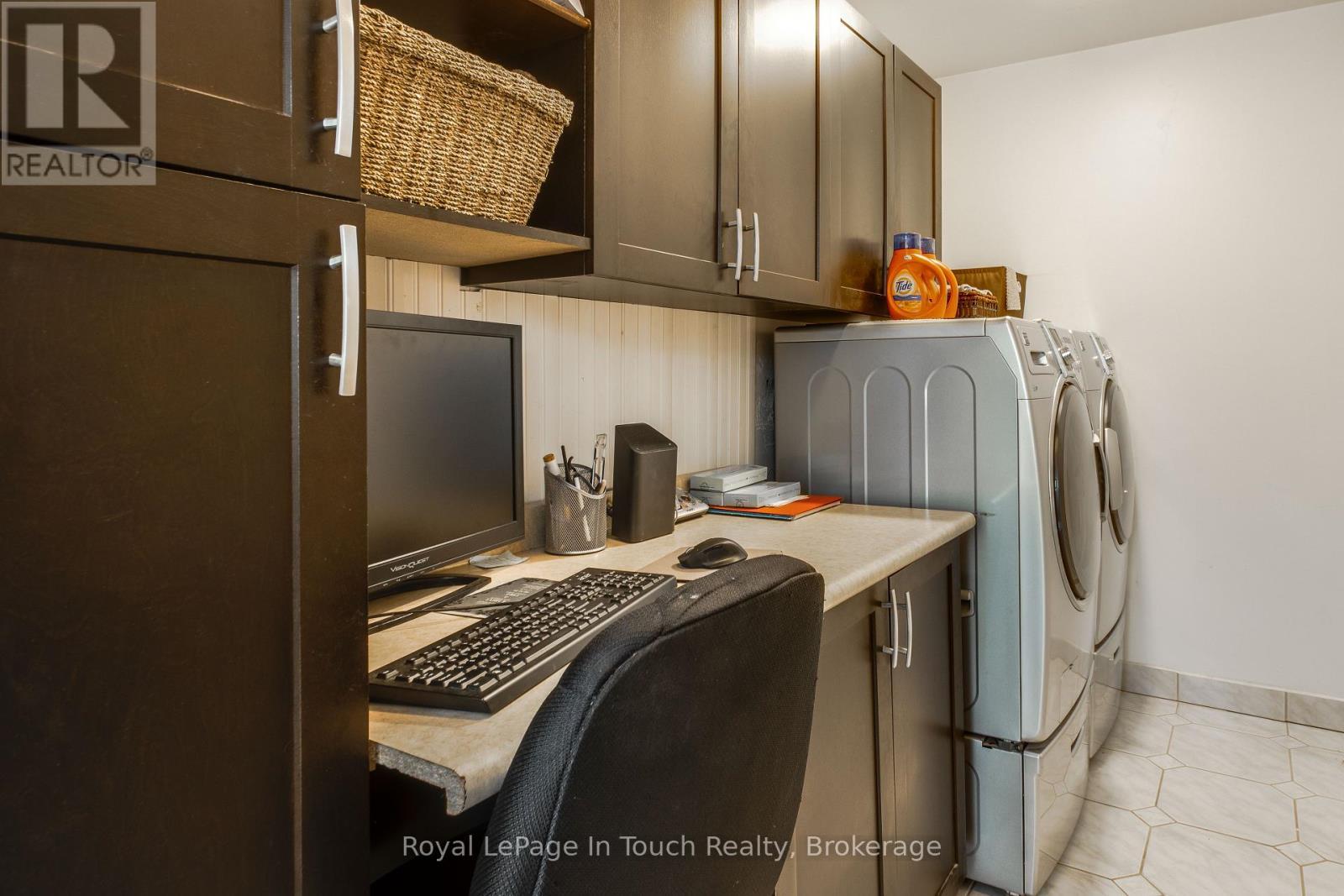 












79 KING ROAD

,
Tay (Waubaushene),




Ontario
L0K2C0

