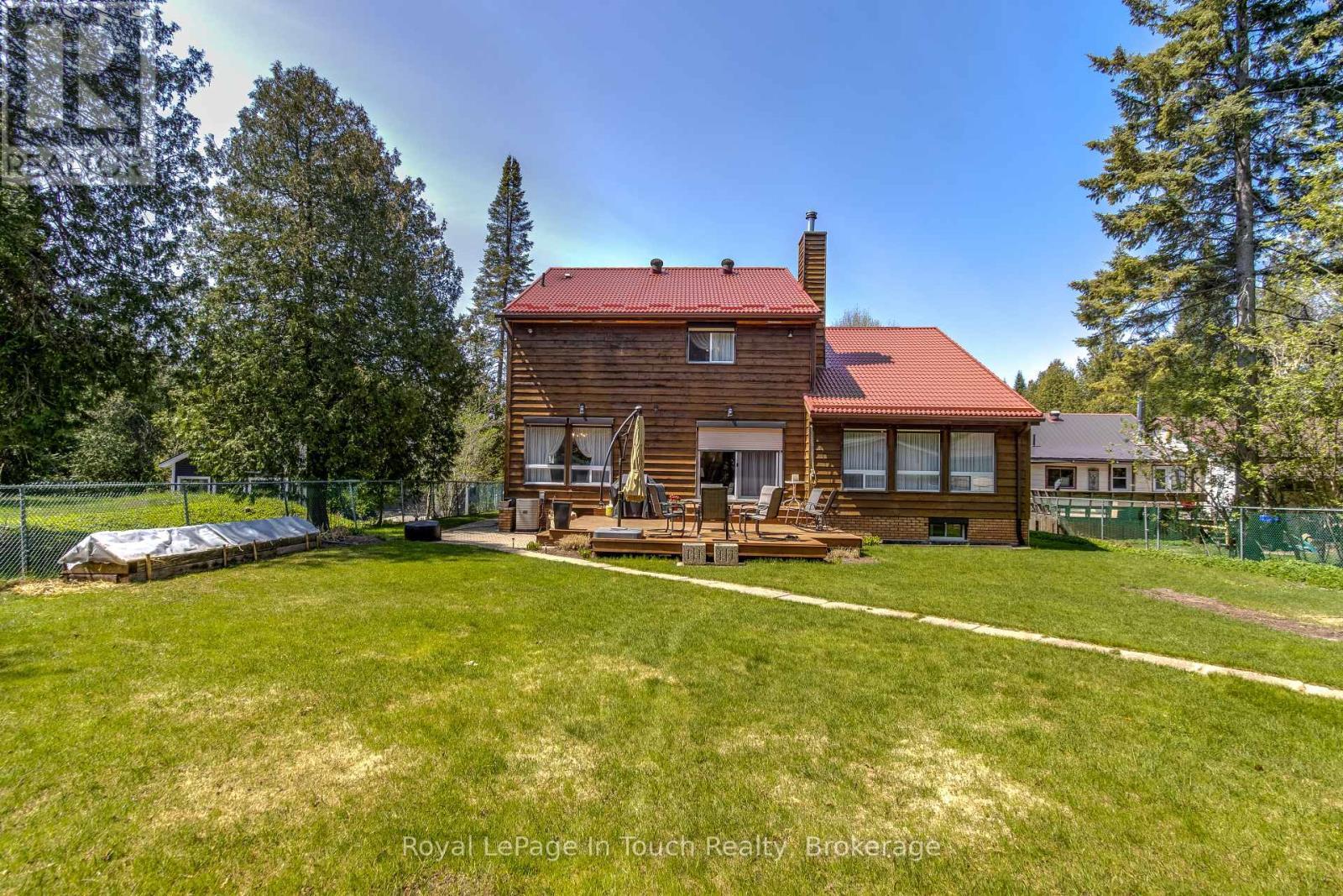 












79 KING ROAD

,
Tay (Waubaushene),




Ontario
L0K2C0


