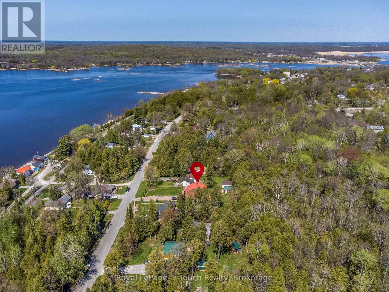 












79 KING ROAD

,
Tay (Waubaushene),




Ontario
L0K2C0

