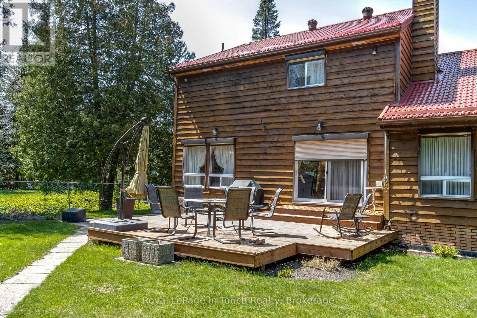












79 KING ROAD

,
Tay (Waubaushene),




Ontario
L0K2C0

