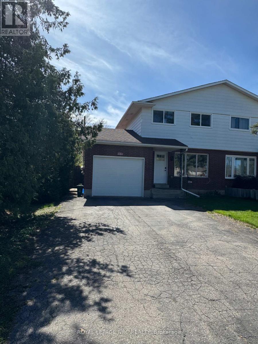 












131 LOUTH STREET

,
St. Catharines (Rykert/Vansickle),




Ontario
L2S2T8

