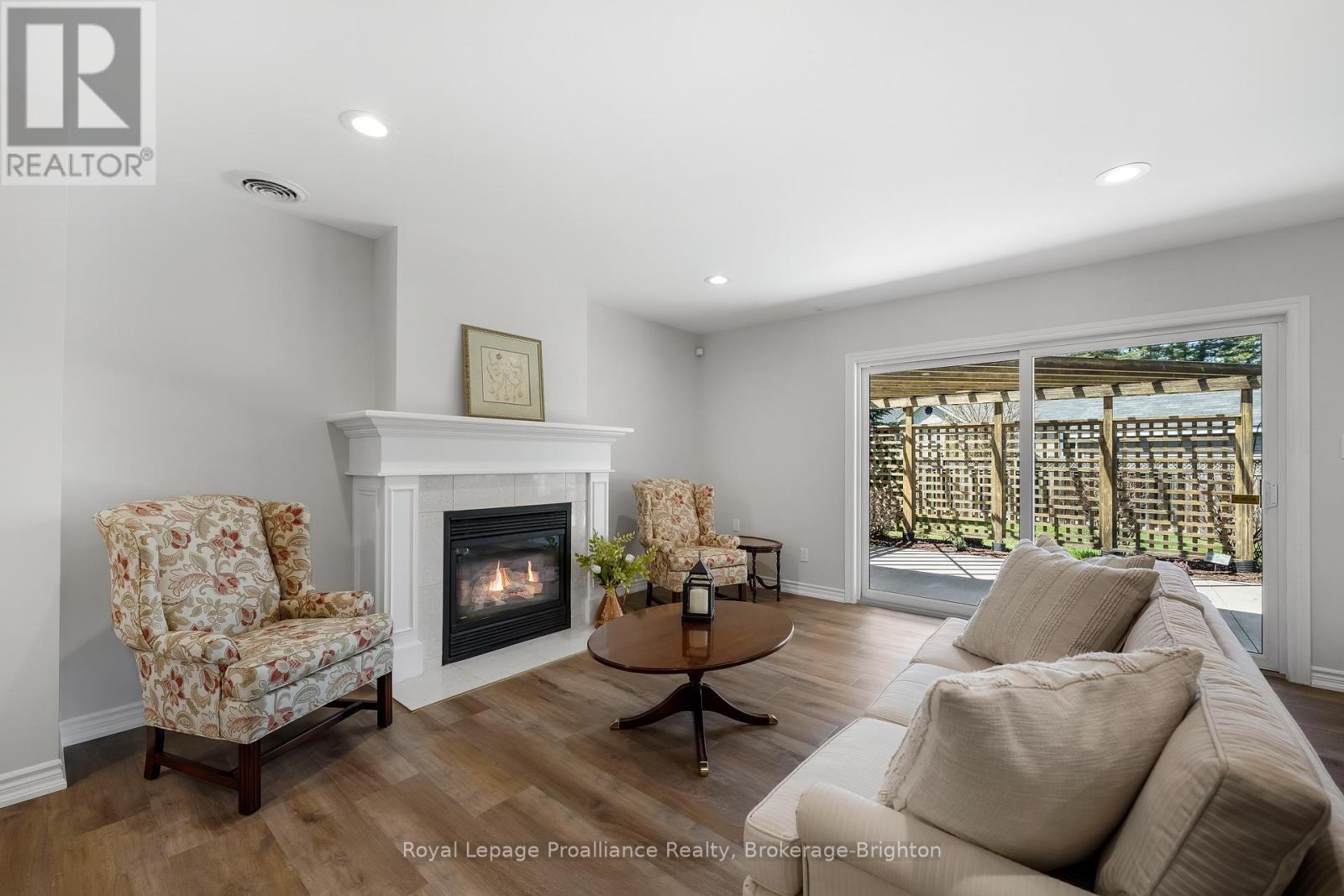 












4 BIRCH COURT

,
Brighton,




Ontario
K0K1H0

