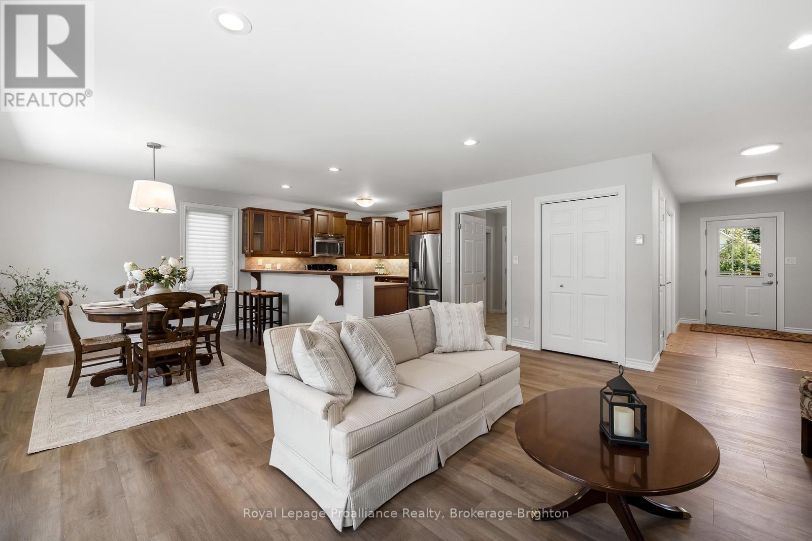












4 BIRCH COURT

,
Brighton,




Ontario
K0K1H0

